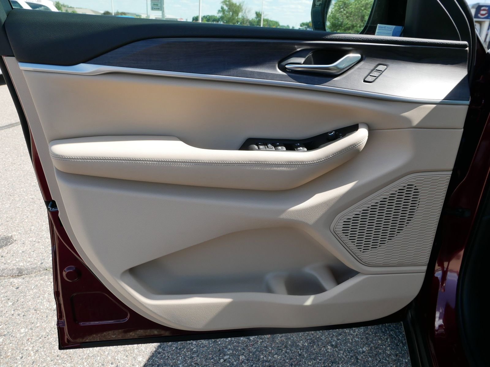 2025 Jeep Grand Cherokee L Limited - Photo 13