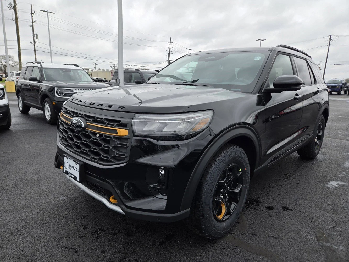 New 2026 Agate Black Metallic Ford Tremor image 2