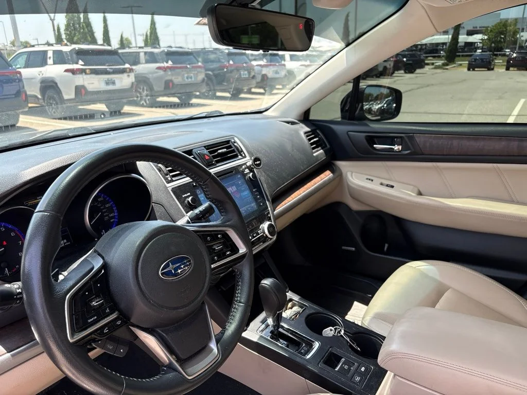 Used 2018 Blue Subaru 2.5i image 4