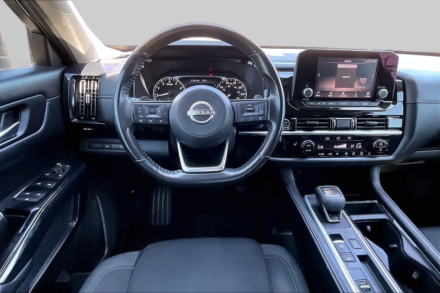 Used 2022 Deep Ocean Blue Pearl Nissan SV image 5