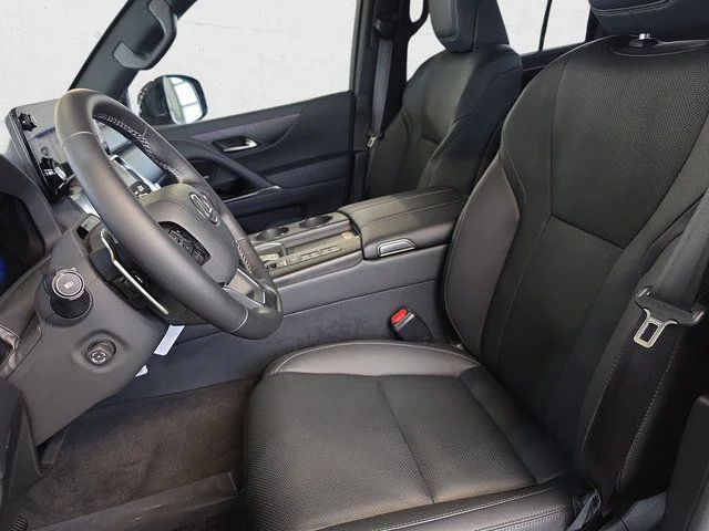 2026 Lexus LX 700h Overtrail - Photo 17