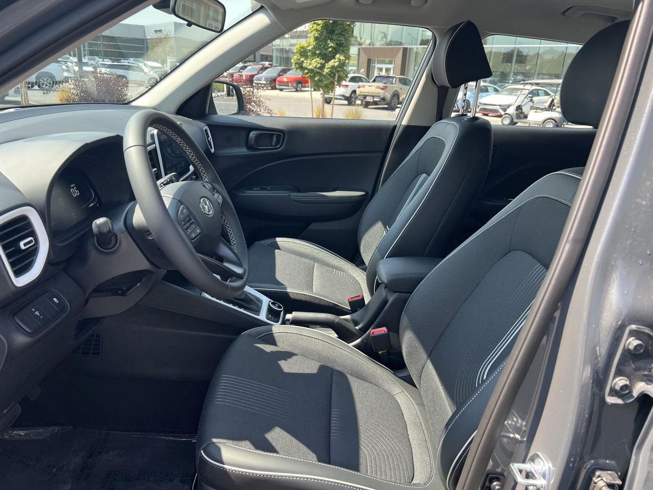 New 2026 Ecotronic Gray w/Black Roof Hyundai SEL w/Two-Tone Roof image 64