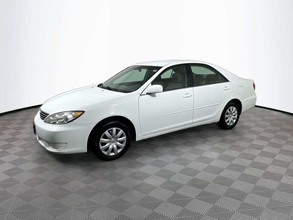 Used 2006 Toyota Camry LE with VIN 4T1BE32K56U729876 for sale in Chippewa Falls, WI