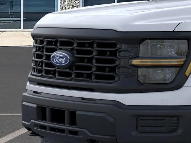 New 2025 Oxford White Ford XL image 17