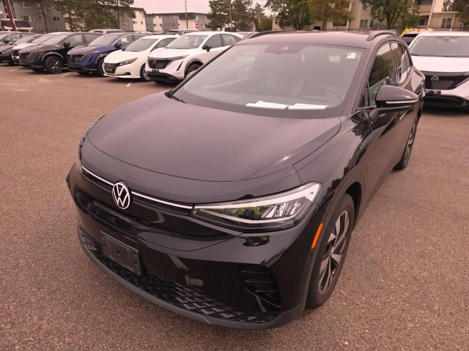 Used 2024 Black Volkswagen Standard image 4