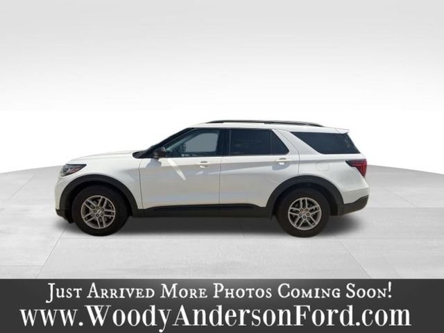 Used 2026 Star White Ford Active image 3