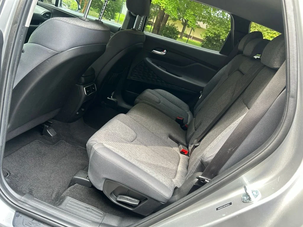Used 2023 Silver Hyundai SEL image 27