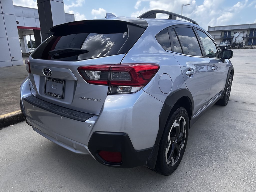 Used 2021 Ice Silver Metallic Subaru Limited image 3