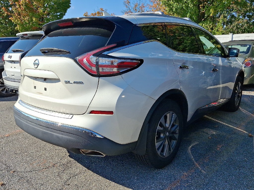 Used 2018 White Nissan SL image 5