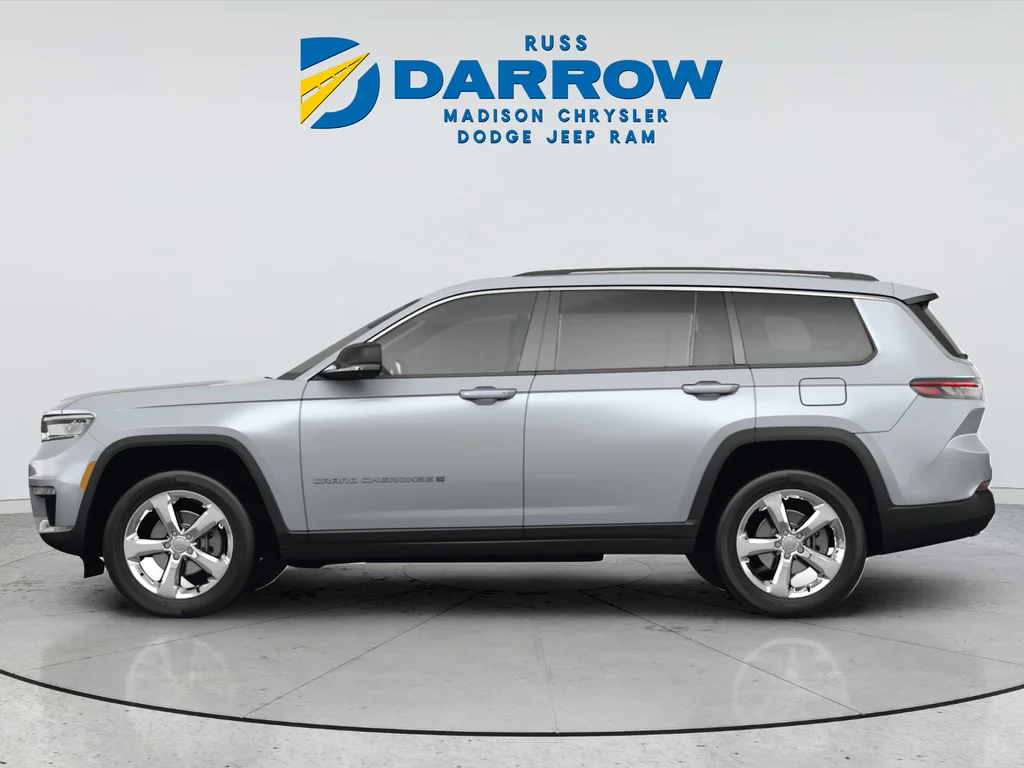 Used 2023 Silver Jeep Altitude image 2