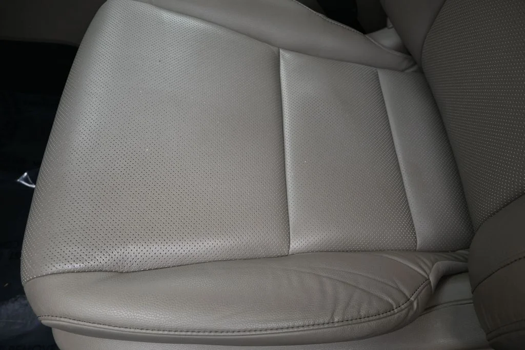 Certified Used 2023 Platinum White Pearl Honda RTL-E image 13