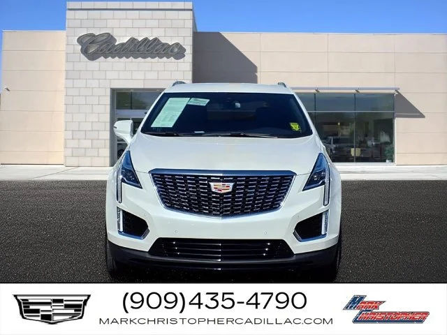 Certified Used 2025 Crystal White Tricoat Cadillac Luxury image 2