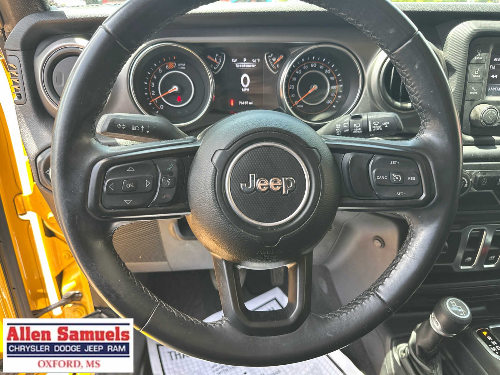 Used 2021 Hellayella Clearcoat Jeep Sport S image 14