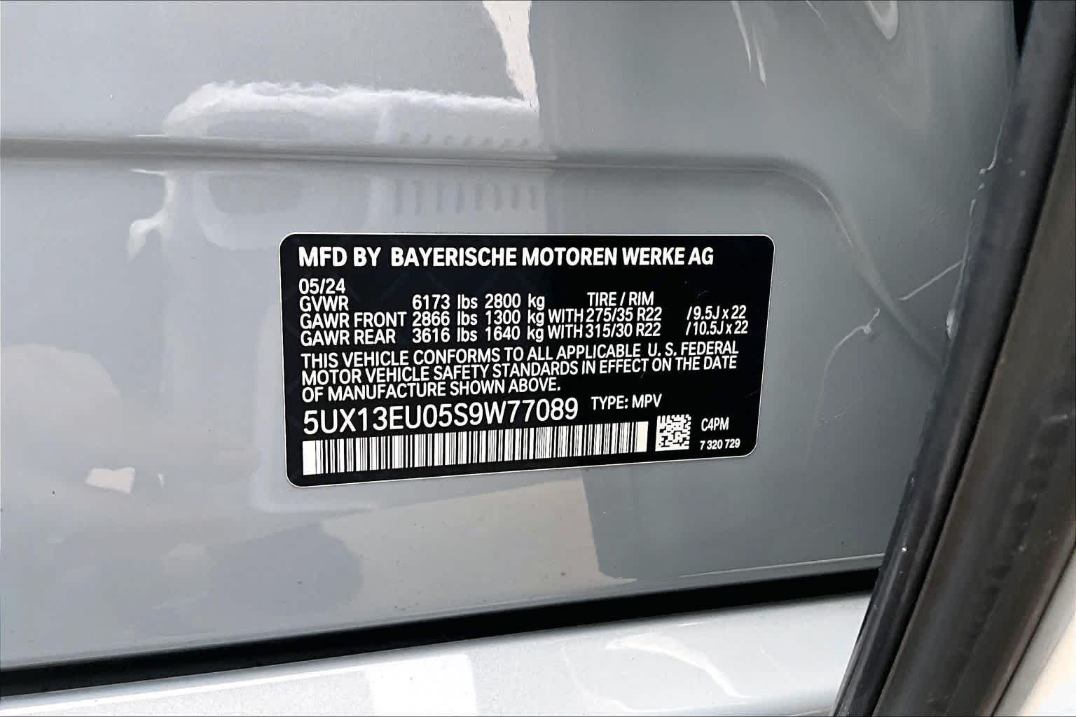 Used 2025 Brooklyn Grey Metallic BMW sDrive40i image 29