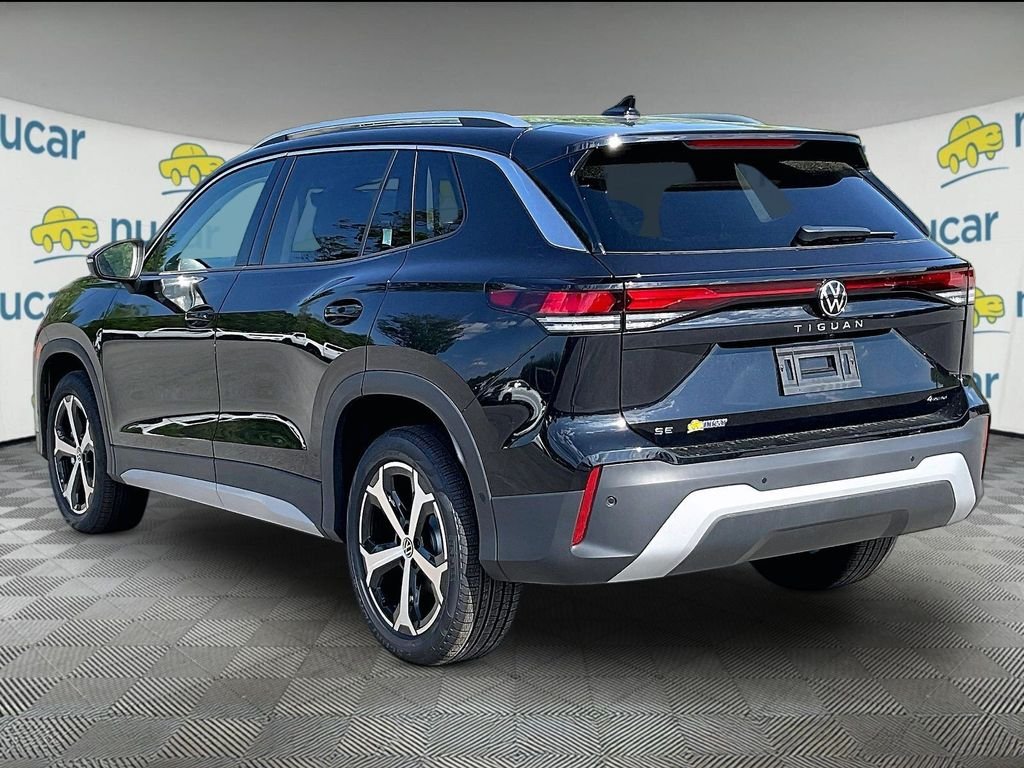 New 2026 Deep Black Pearl Volkswagen 2.0T SE image 5