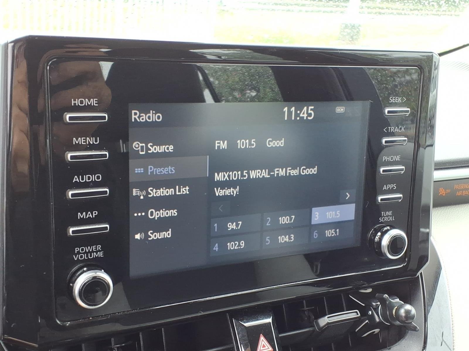 Used 2020 Classic Silver Metallic Toyota L image 21