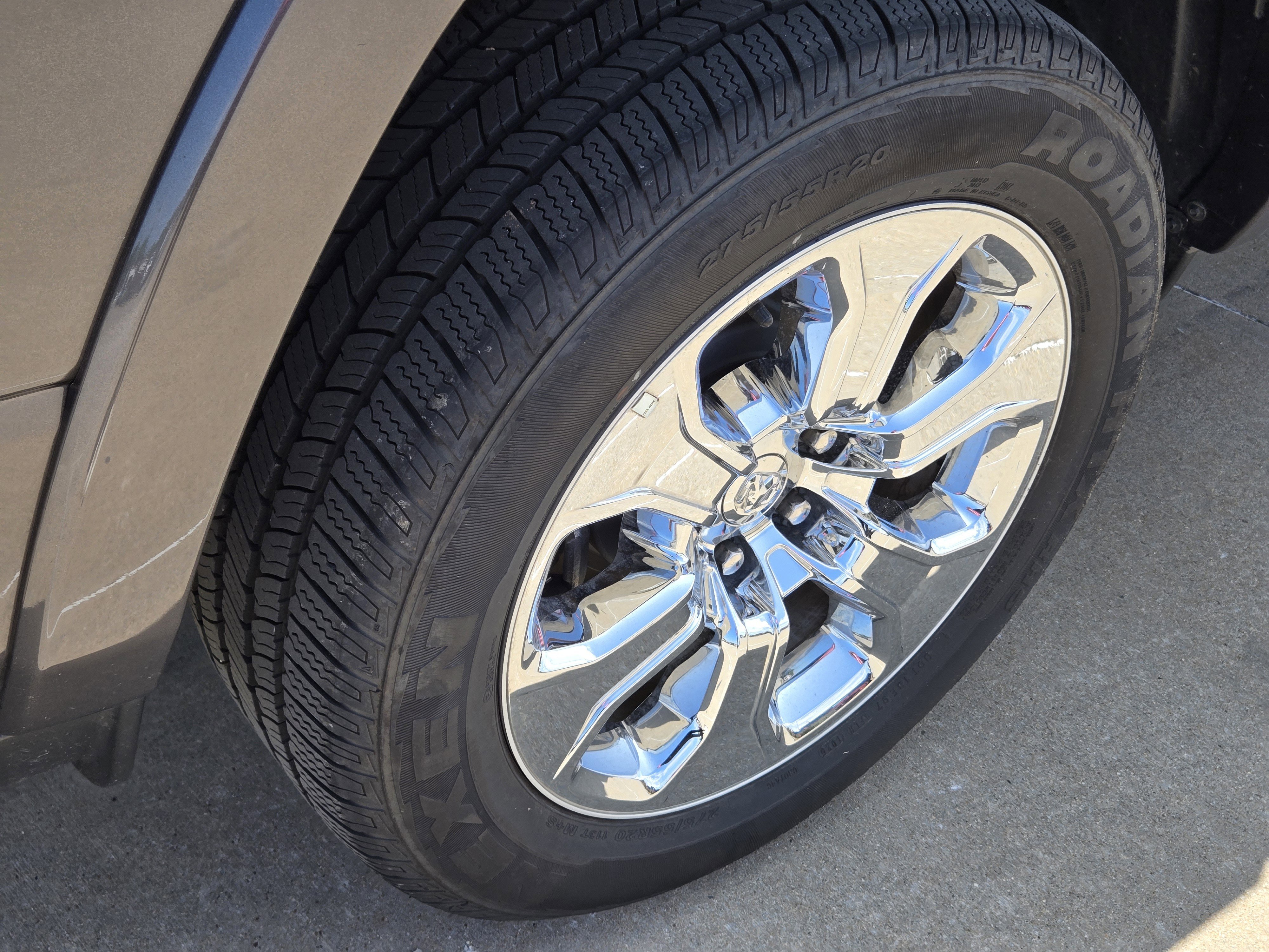 New 2026 Granite Crystal Metallic Clearcoat Ram Big Horn image 7