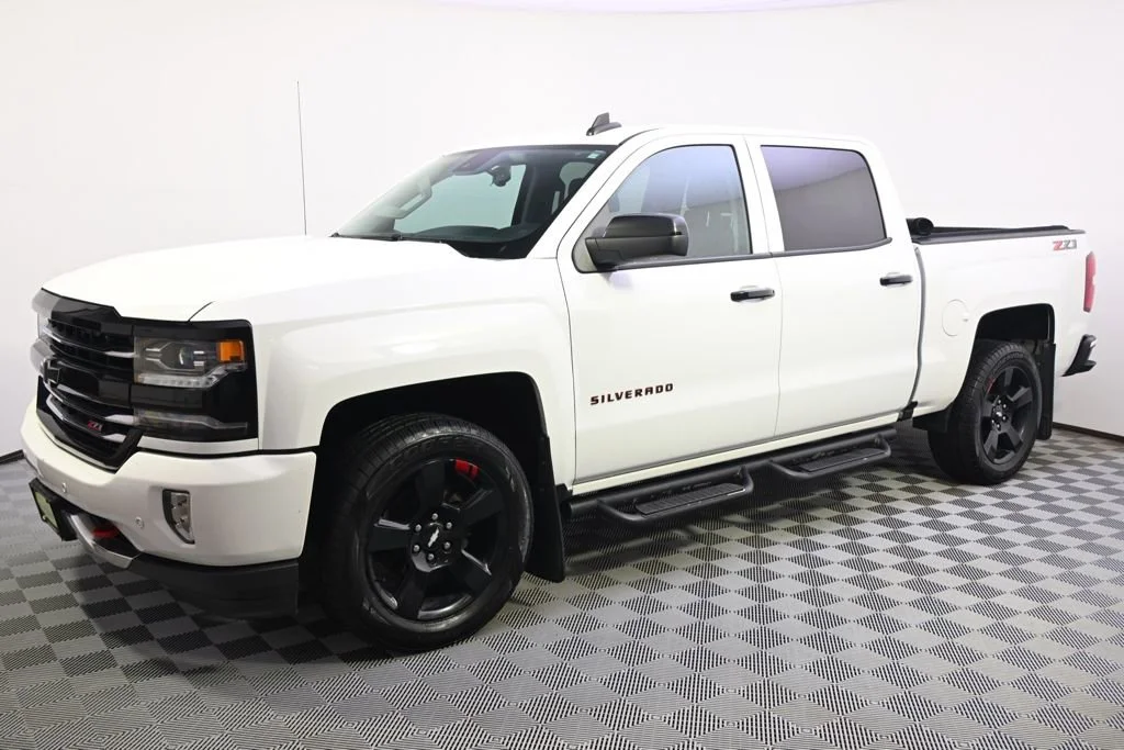 Used 2018 Chevrolet Silverado 1500 LTZ Z71 with VIN 3GCUKSEJ4JG361835 for sale in Forest Lake, Minnesota
