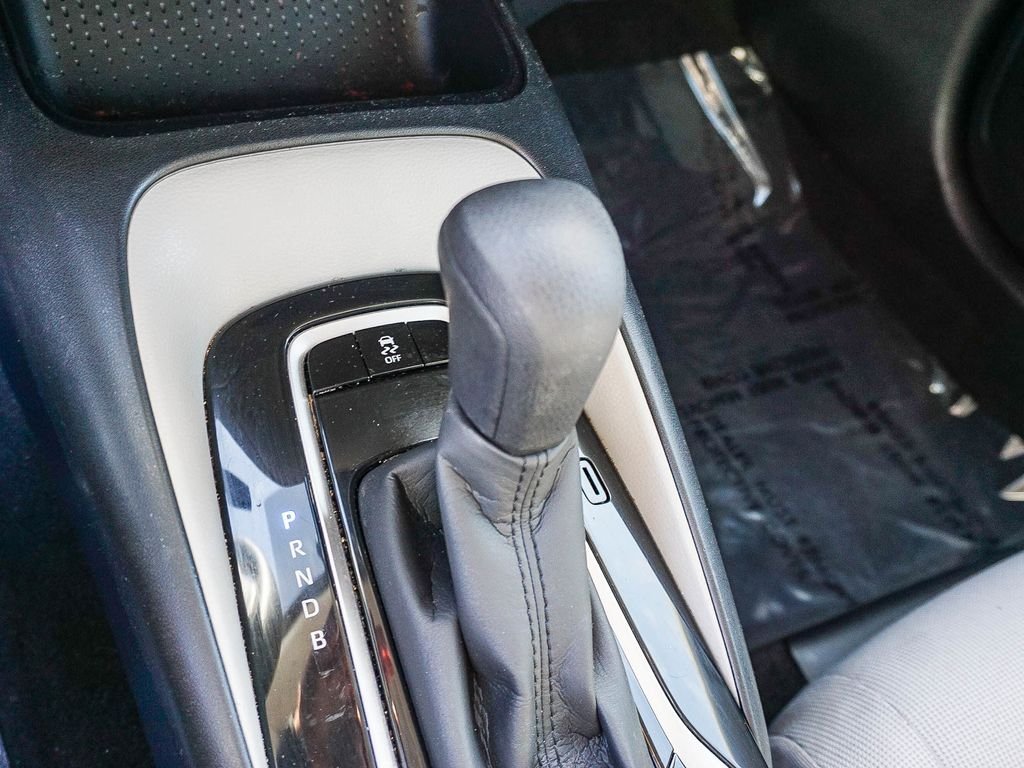 Used 2021 Silver Toyota LE image 22