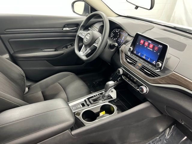 2024 Nissan Altima SV - Photo 25