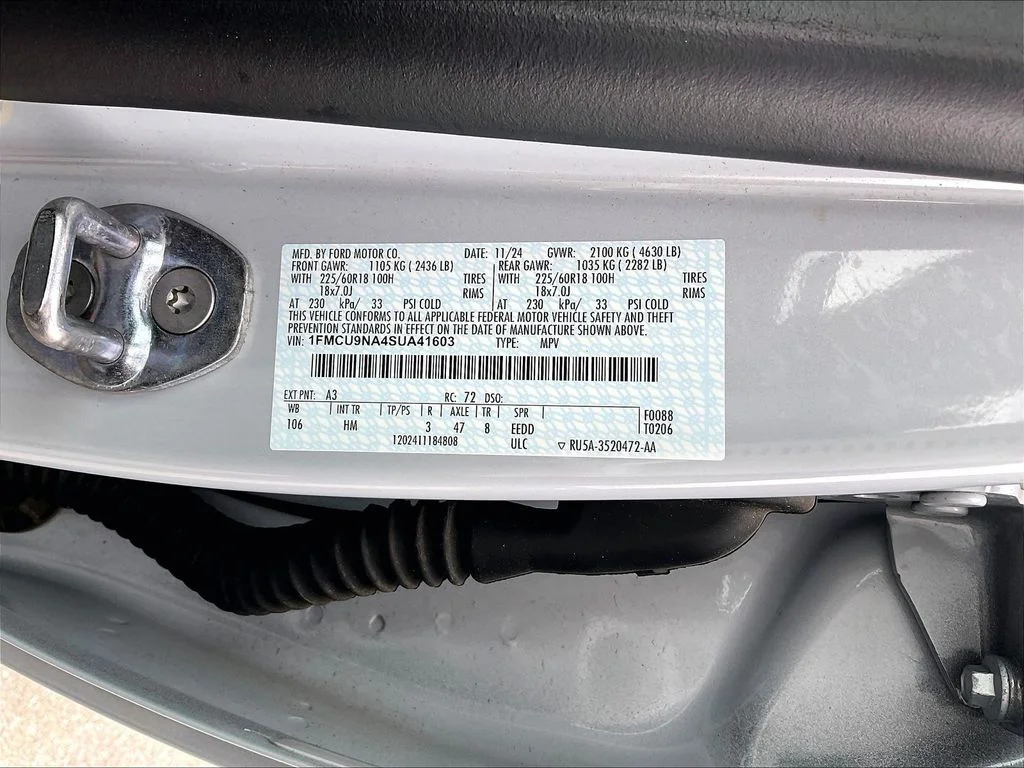 Used 2025 Silver Metallic Ford ST-Line Select image 30