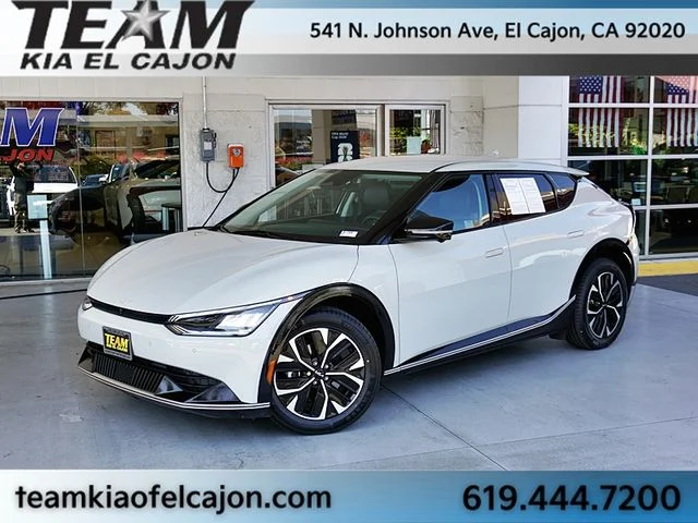 2023 Kia EV6 Wind's photo
