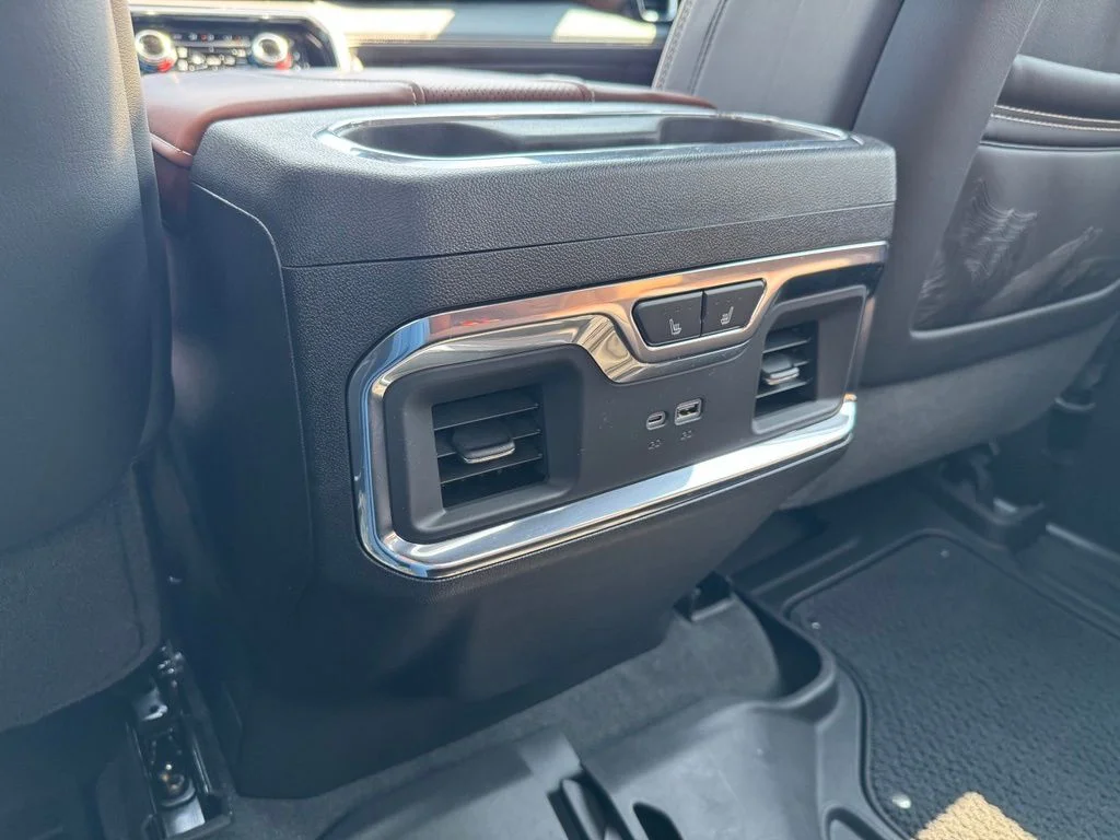 Used 2025 Silver GMC Denali Ultimate image 19