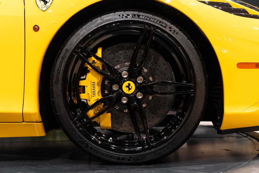 2015 Ferrari 458 Speciale A Base - Photo 17