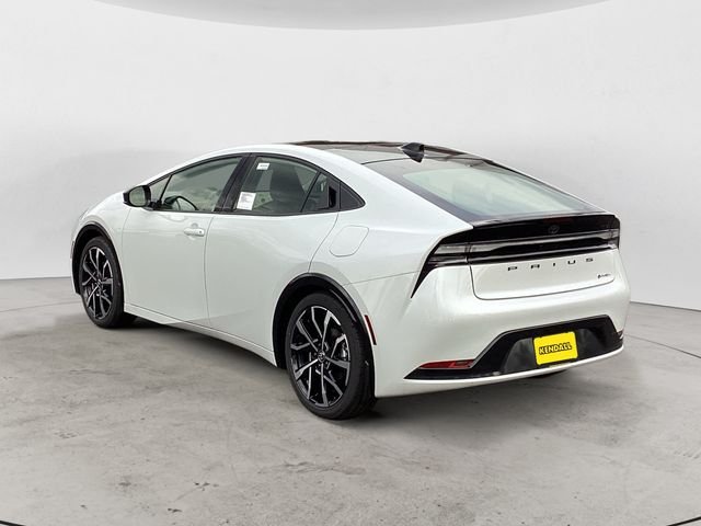 New 2026 Wind Chill Pearl <sup>1</sup> Toyota  XSE image 3