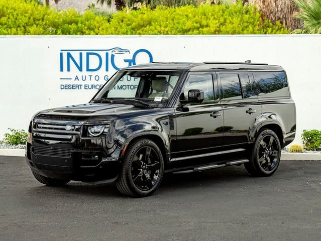 2026 Land Rover Defender 130 X-Dynamic SE