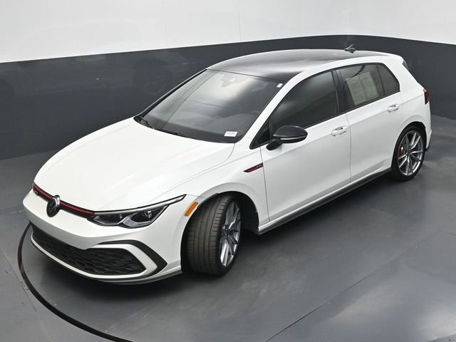 Used 2024 White Volkswagen S image 36