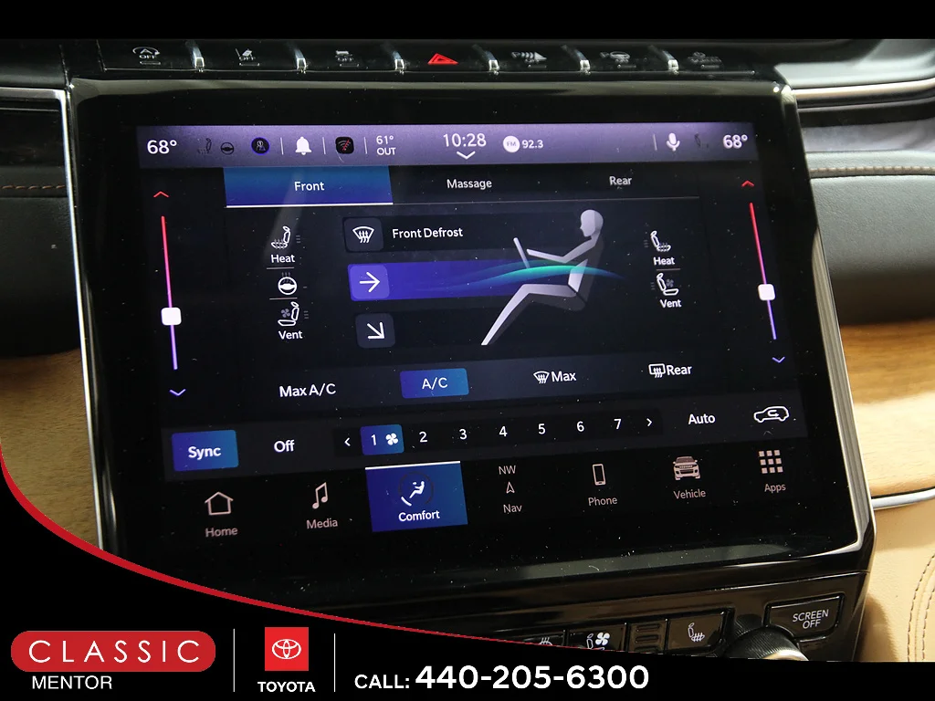 Used 2023 Diamond Black Crystal Pearl Coat Jeep  image 11