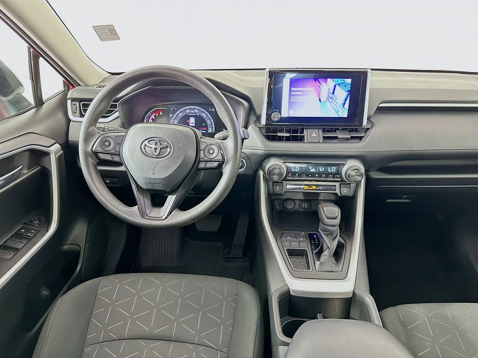 2023 Toyota RAV4 XLE - Photo 22