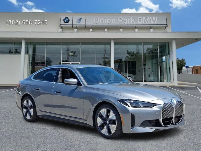 Certified Used 2025 Skyscraper Grey Metallic BMW xDrive40 image 3