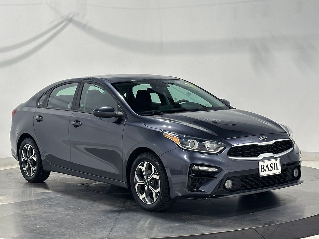Used 2020 Gray Kia LXS image 34