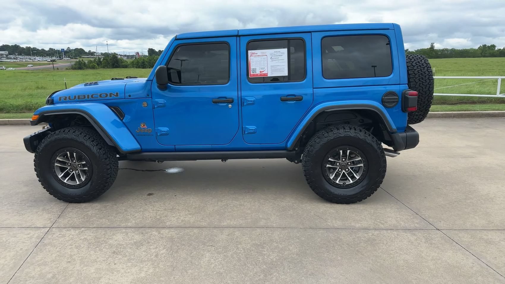 Used 2024 Hydro Blue Pearlcoat Jeep Rubicon 392 image 6