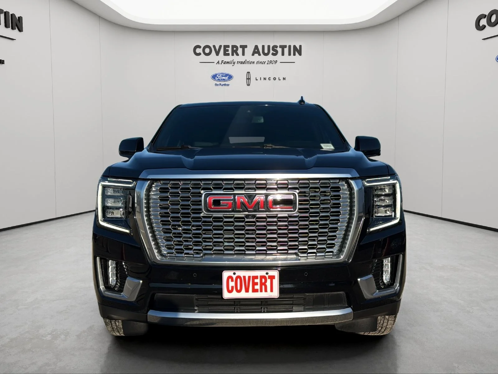 Used 2022 Black GMC Denali image 8