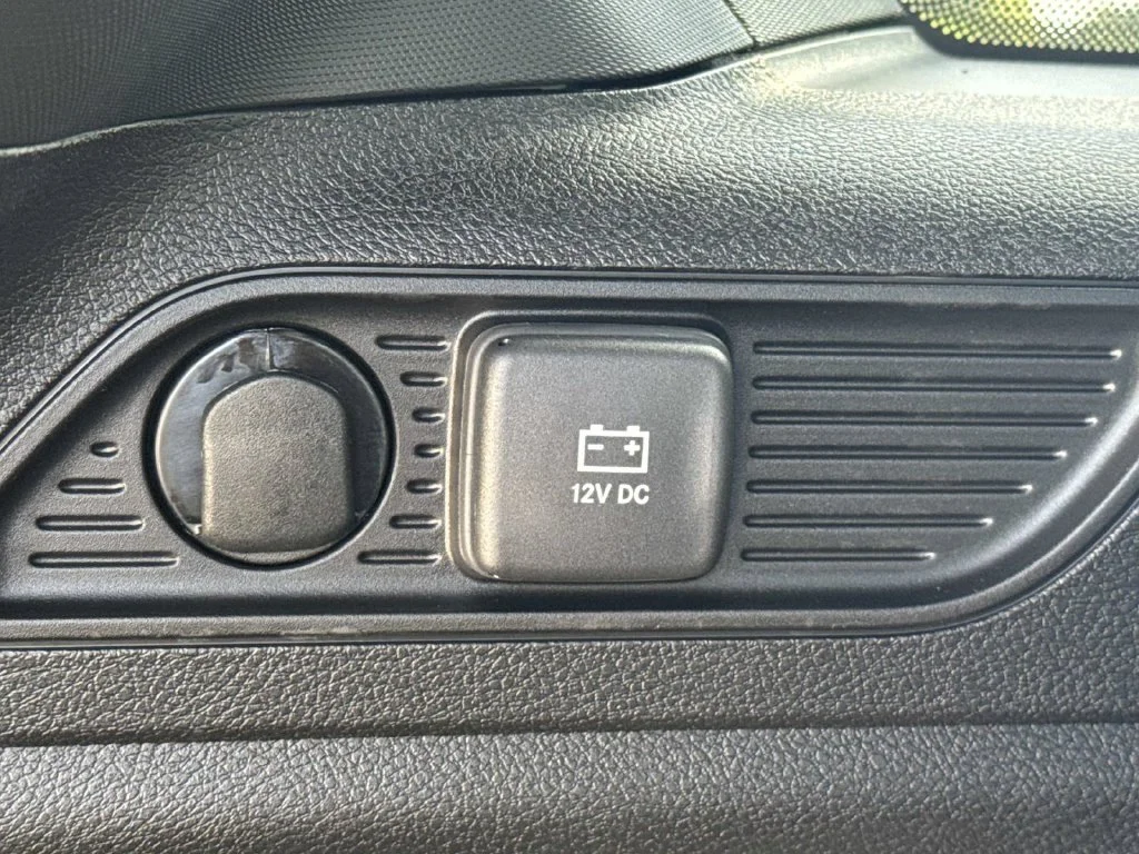 New 2027 Gray Jeep Laredo Altitude image 13