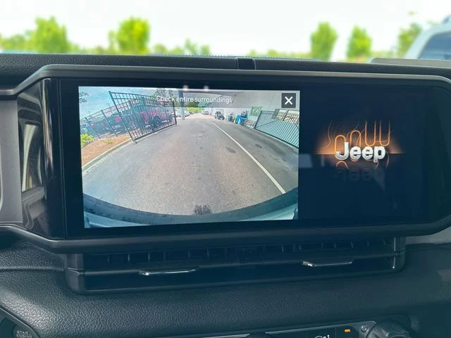 Used 2024 Gray Jeep Sport S image 18