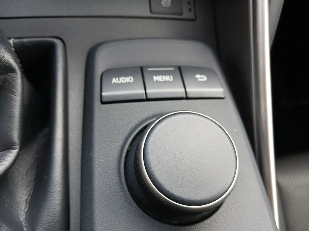 Used 2020 White Lexus 300 image 26