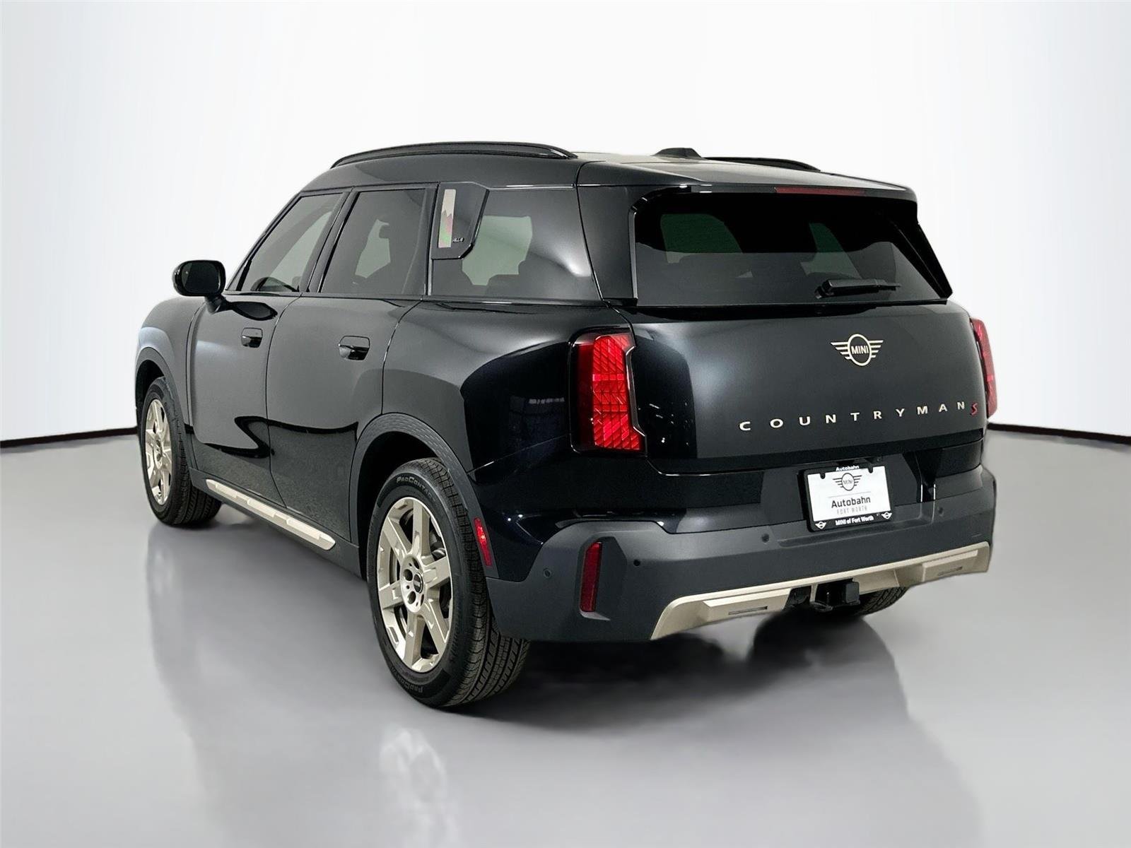 Used 2025 Midnight Black II Metallic MINI S image 6