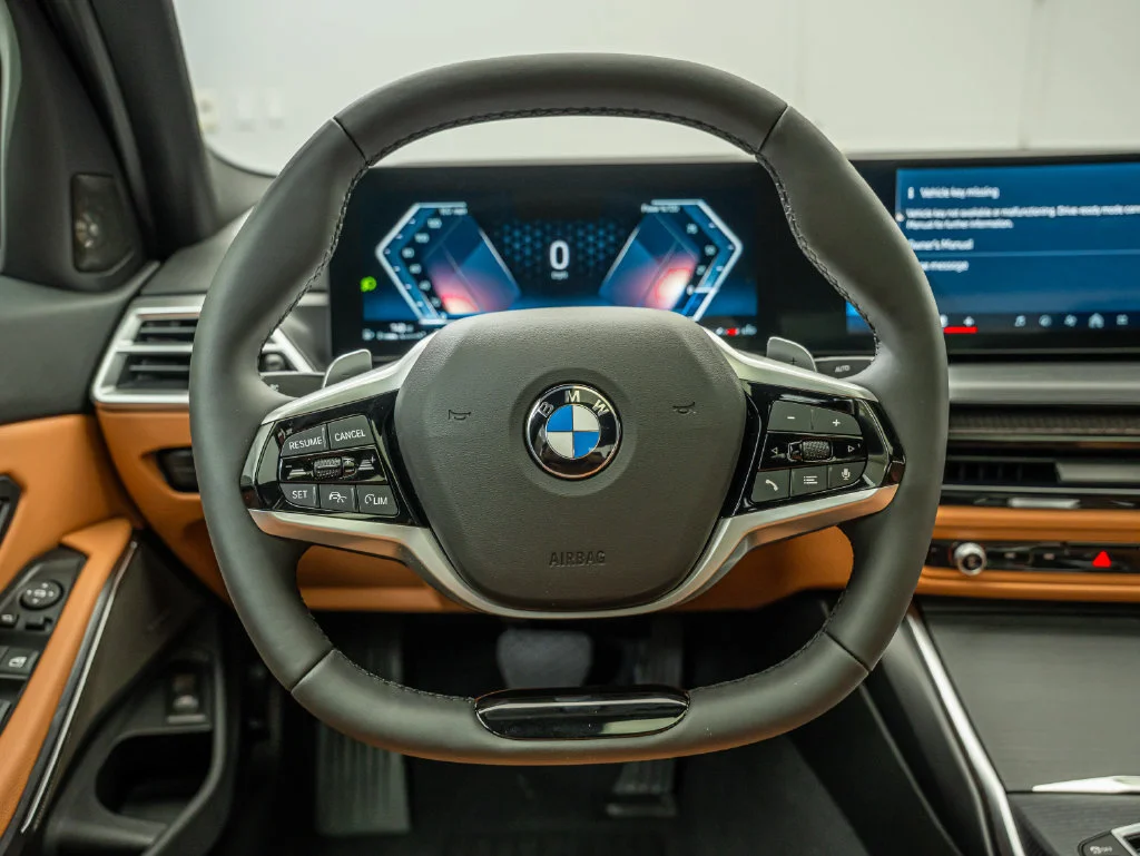 New 2026 Mineral White Metallic BMW 330i xDrive image 38