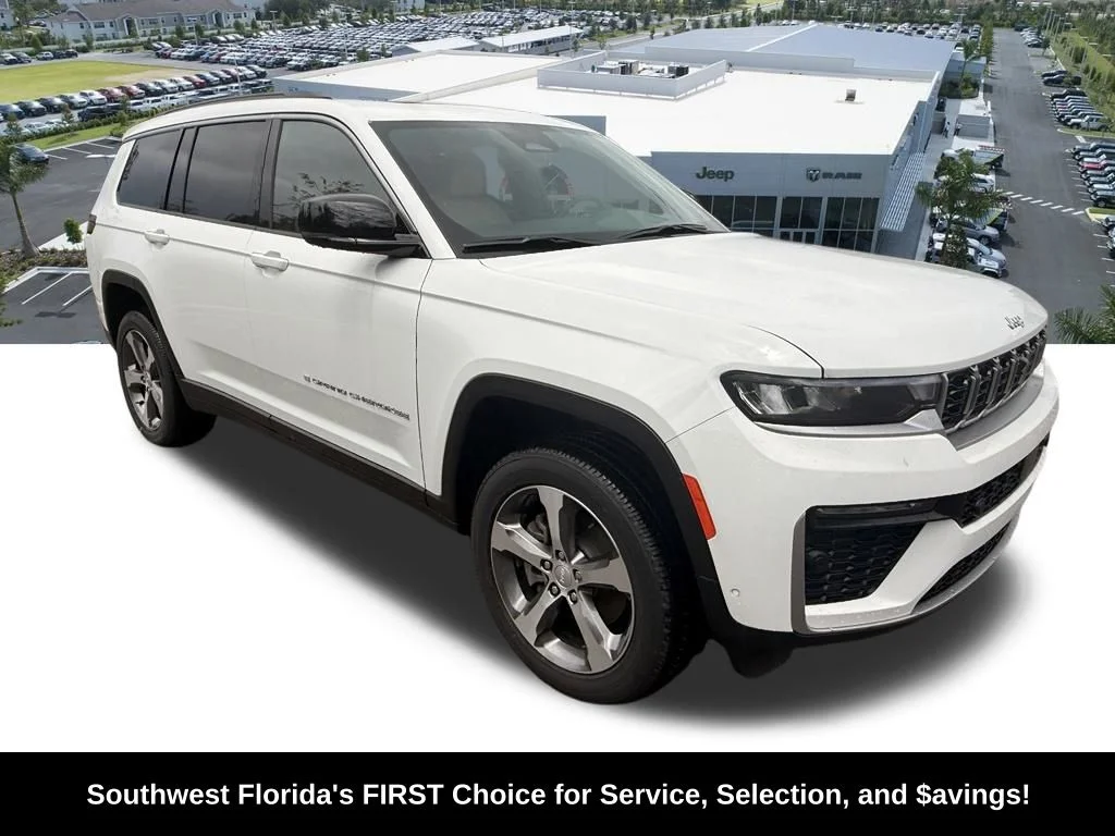 New 2026 Bright White Clear-Coat Exterior Paint Jeep Limited image 2
