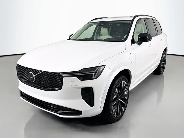 2026 Volvo XC90 Plug-In Hybrid T8 Ultra