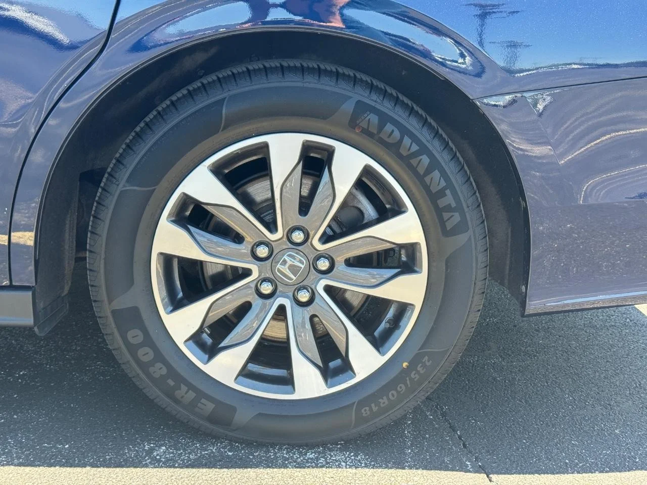 2023 Honda Odyssey EX-L - Photo 8