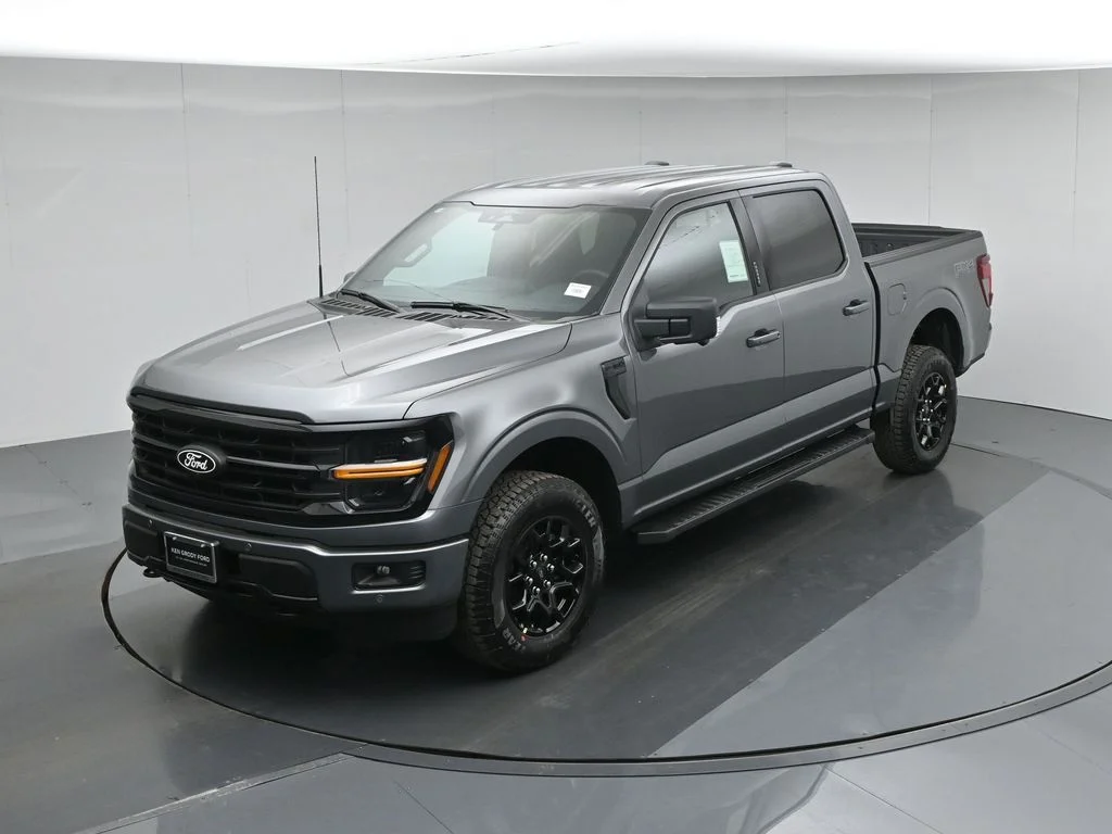 New 2026 Carbonized Gray Metallic Ford XLT image 37