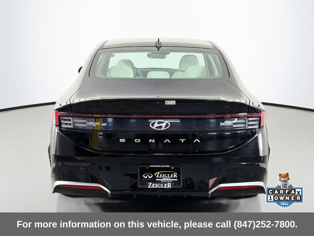 Used 2025 Abyss Black Hyundai SEL image 6