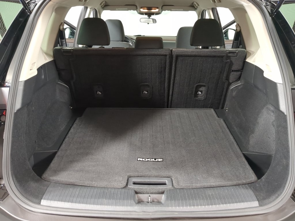 Certified Used 2023 SUPER BLACK Nissan SV image 19