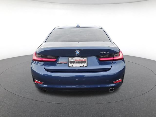 Used 2021 Blue BMW 330i image 4