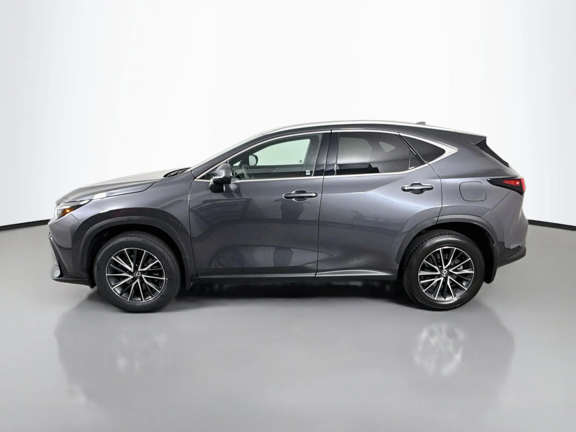Certified Used 2024 CLOUDBURST GRAY Lexus 350 image 4